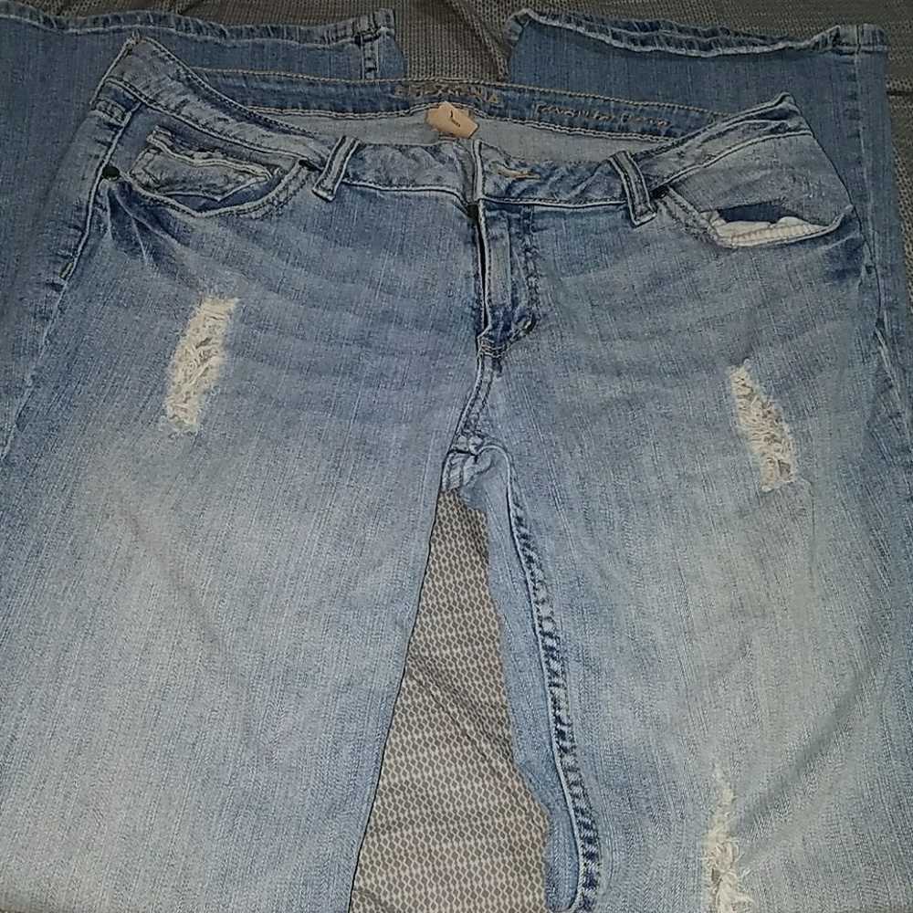 Ripped jeans